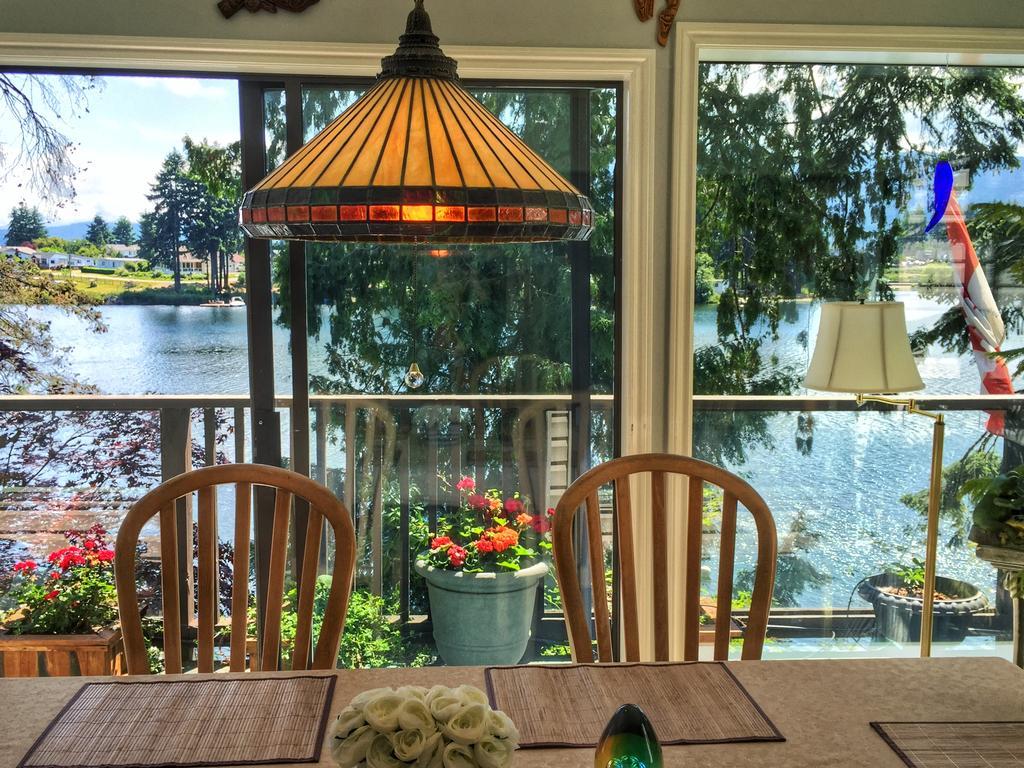 Long Lake Waterfront Bed And Breakfast Nanaimo Luaran gambar